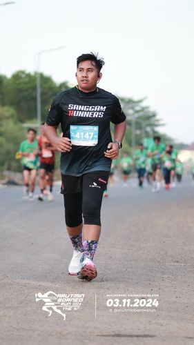 Race photo from Arutmin Borneo Run 2024