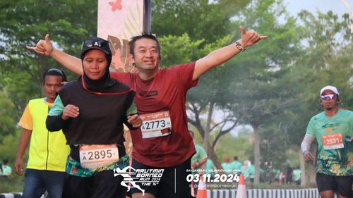 Race photo from Arutmin Borneo Run 2024