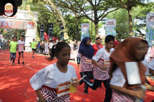 Race photo from Kediri Half Marathon 2024