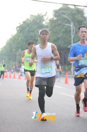 Race photo from Isoplus Run 2024 Surabaya