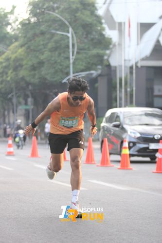 Race photo from Isoplus Run 2024 Surabaya