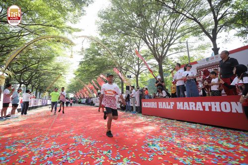 Race photo from Kediri Half Marathon 2024