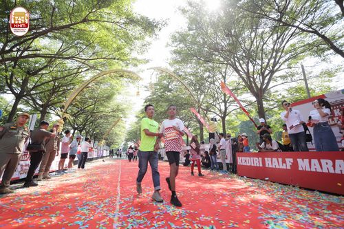 Race photo from Kediri Half Marathon 2024