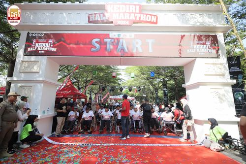 Race photo from Kediri Half Marathon 2024