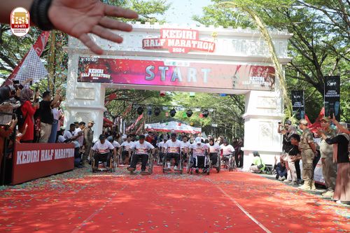Race photo from Kediri Half Marathon 2024