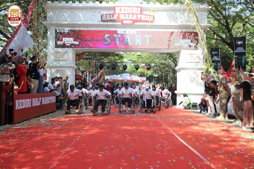 Race photo from Kediri Half Marathon 2024