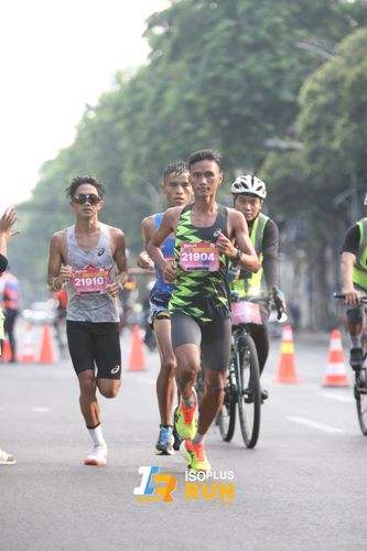 Race photo from Isoplus Run 2024 Surabaya