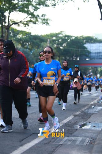 Race photo from Isoplus Run 2024 Surabaya