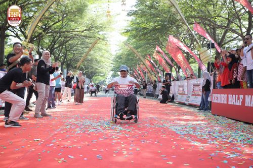Race photo from Kediri Half Marathon 2024