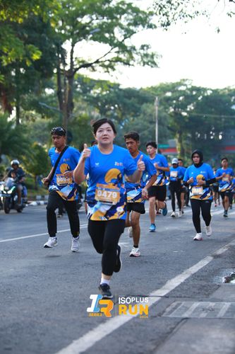 Race photo from Isoplus Run 2024 Surabaya