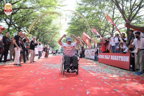 Race photo from Kediri Half Marathon 2024
