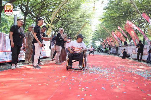 Race photo from Kediri Half Marathon 2024