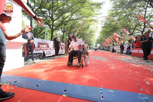 Race photo from Kediri Half Marathon 2024