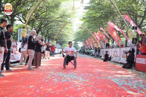 Race photo from Kediri Half Marathon 2024