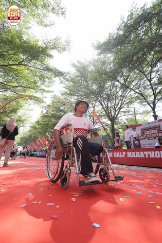 Race photo from Kediri Half Marathon 2024