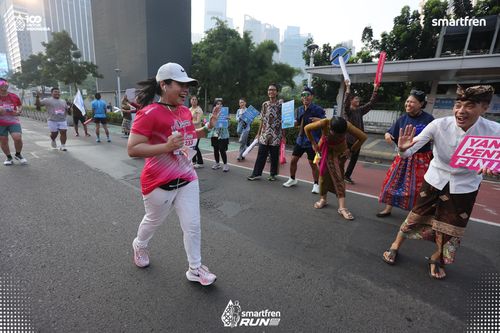 Race photo from Smartfren Run 2025 