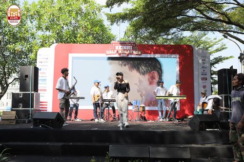 Race photo from Kediri Half Marathon 2024