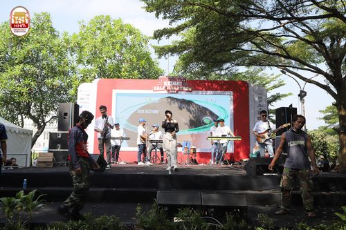 Race photo from Kediri Half Marathon 2024
