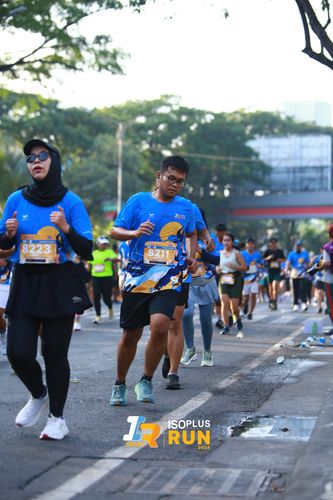 Race photo from Isoplus Run 2024 Surabaya
