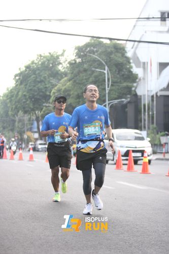 Race photo from Isoplus Run 2024 Surabaya