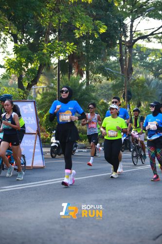 Race photo from Isoplus Run 2024 Surabaya
