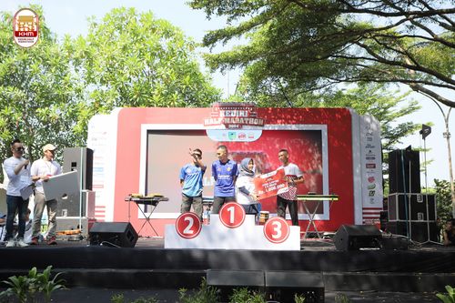 Race photo from Kediri Half Marathon 2024