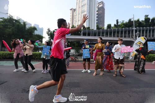 Race photo from Smartfren Run 2025 