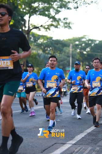 Race photo from Isoplus Run 2024 Surabaya