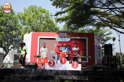 Race photo from Kediri Half Marathon 2024