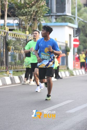 Race photo from Isoplus Run 2024 Surabaya