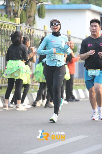 Race photo from Isoplus Run 2024 Surabaya