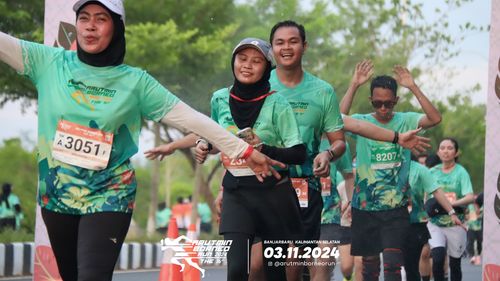 Race photo from Arutmin Borneo Run 2024