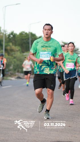 Race photo from Arutmin Borneo Run 2024