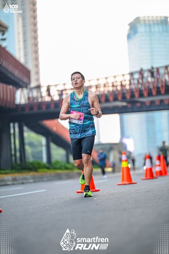 Race photo from Smartfren Run 2025 