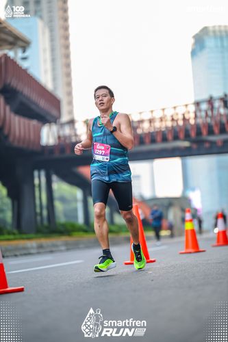 Race photo from Smartfren Run 2025 