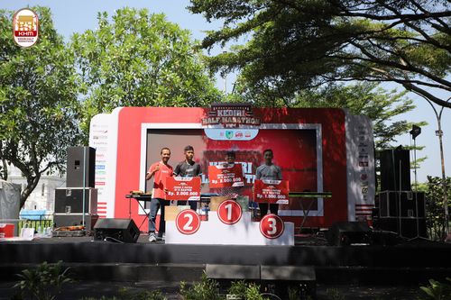 Race photo from Kediri Half Marathon 2024