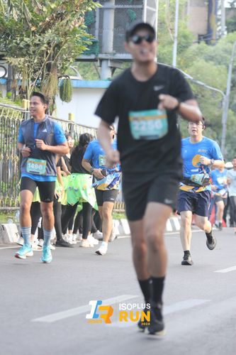 Race photo from Isoplus Run 2024 Surabaya