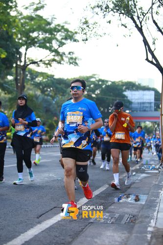 Race photo from Isoplus Run 2024 Surabaya