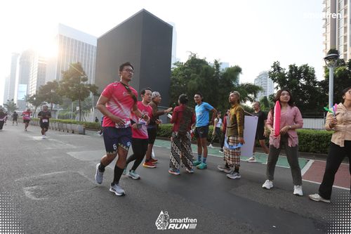 Race photo from Smartfren Run 2025 