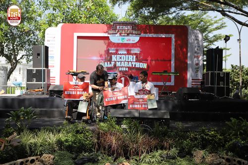 Race photo from Kediri Half Marathon 2024