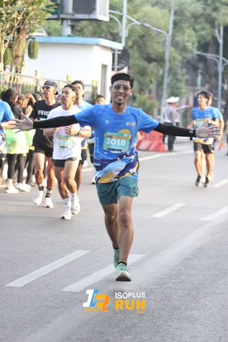 Race photo from Isoplus Run 2024 Surabaya