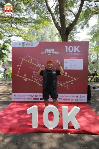 Race photo from Kediri Half Marathon 2024