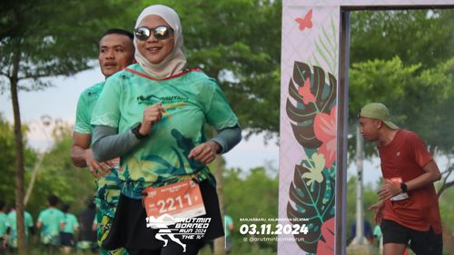 Race photo from Arutmin Borneo Run 2024