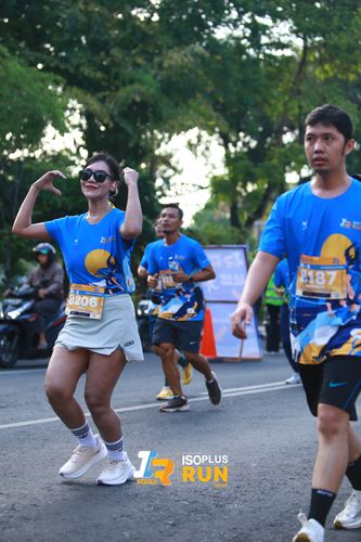 Race photo from Isoplus Run 2024 Surabaya