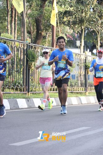 Race photo from Isoplus Run 2024 Surabaya