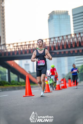 Race photo from Smartfren Run 2025 