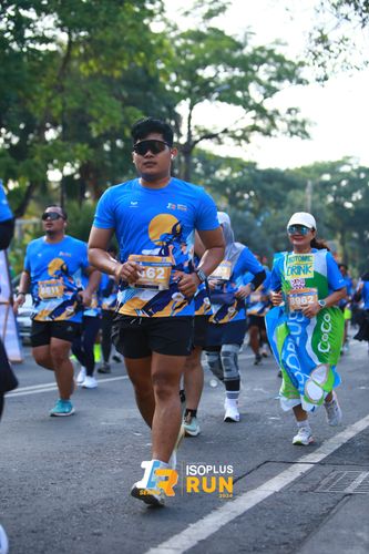 Race photo from Isoplus Run 2024 Surabaya