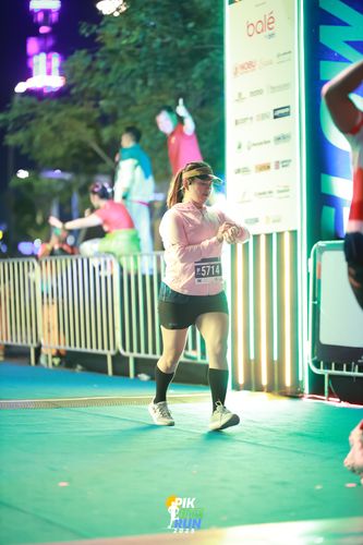 Race photo from PIK NITE RUN 2025