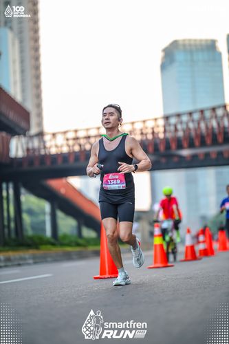 Race photo from Smartfren Run 2025 