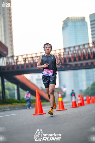 Race photo from Smartfren Run 2025 